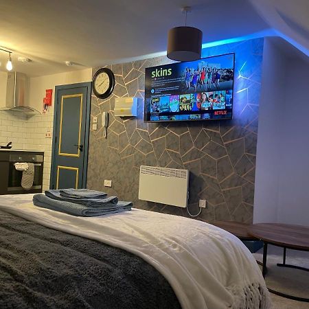 Lovely Studio Apartment Located In Бірмінгем Екстер'єр фото
